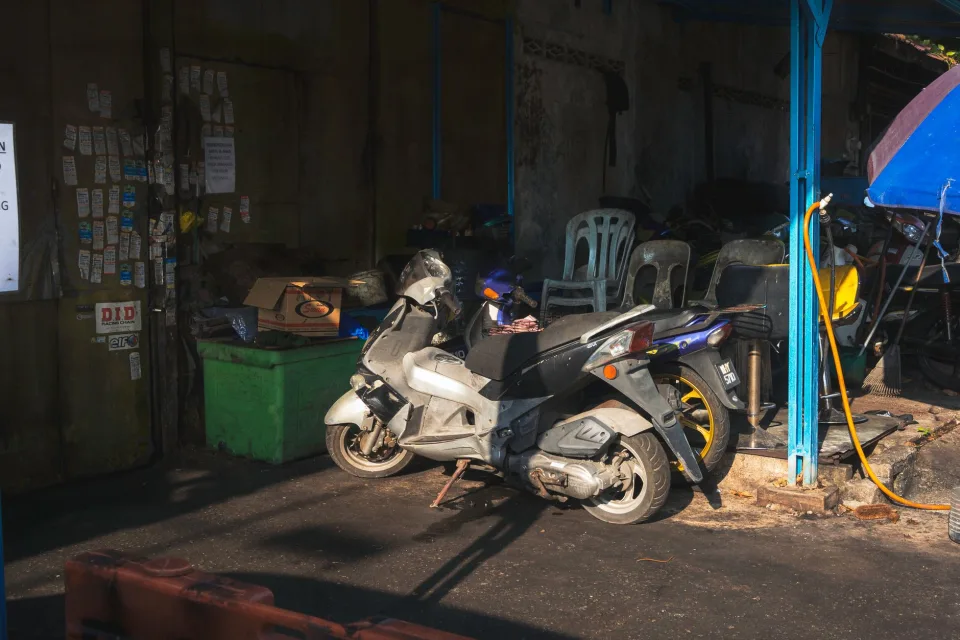 Toàn cảnh tiệm sửa